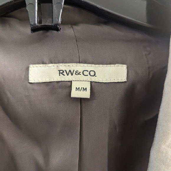 🎉3/$50🎉 RW&CO Cropped Khaki Jacket - Picture 3 of 6